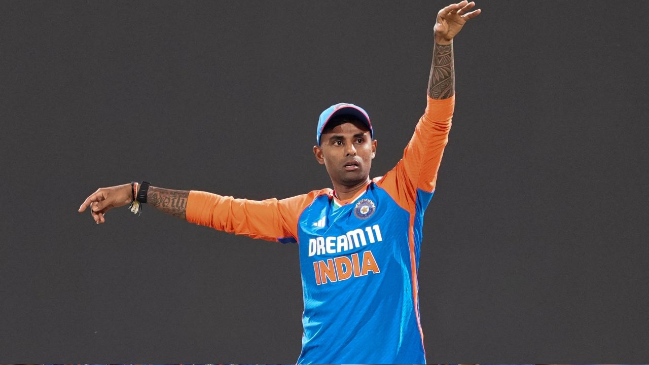 अफ्रीका के खिलाफ टी20 सीरीज के लिए 15 सदस्यीय टीम इंडिया आई सामने, वैभव सूर्यवंशी का डेब्यू, जायसवाल-हार्दिक की वापसी 2 अफ्रीका के खिलाफ टी20 सीरीज के लिए 15 सदस्यीय Team India आई सामने, वैभव सूर्यवंशी का डेब्यू, जायसवाल-हार्दिक की वापसी