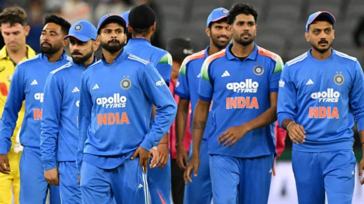 टीम इंडिया को 440 वोल्ट का झटका, चोट के चलते 5 स्टार खिलाड़ी अफ्रीका ODI सीरीज से बाहर 2 List Of Team India Injured Players