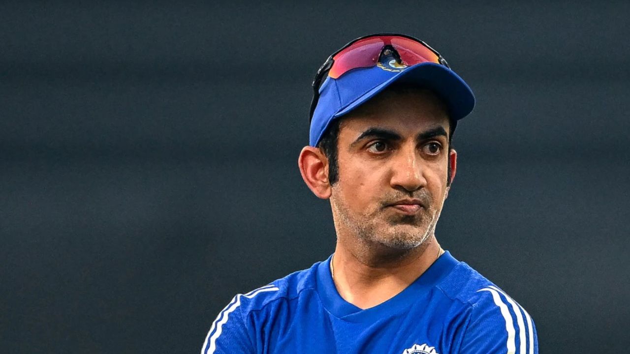 जब से टीम इंडिया के कोच बने गौतम गंभीर, तब से इन 3 युवा खिलाड़ियों को किसी भी फॉर्मेट में नहीं मिला मौका 2 जब से Team India के कोच बने गौतम गंभीर, तब से इन 3 युवा खिलाड़ियों को किसी भी फॉर्मेट में नहीं मिला मौका