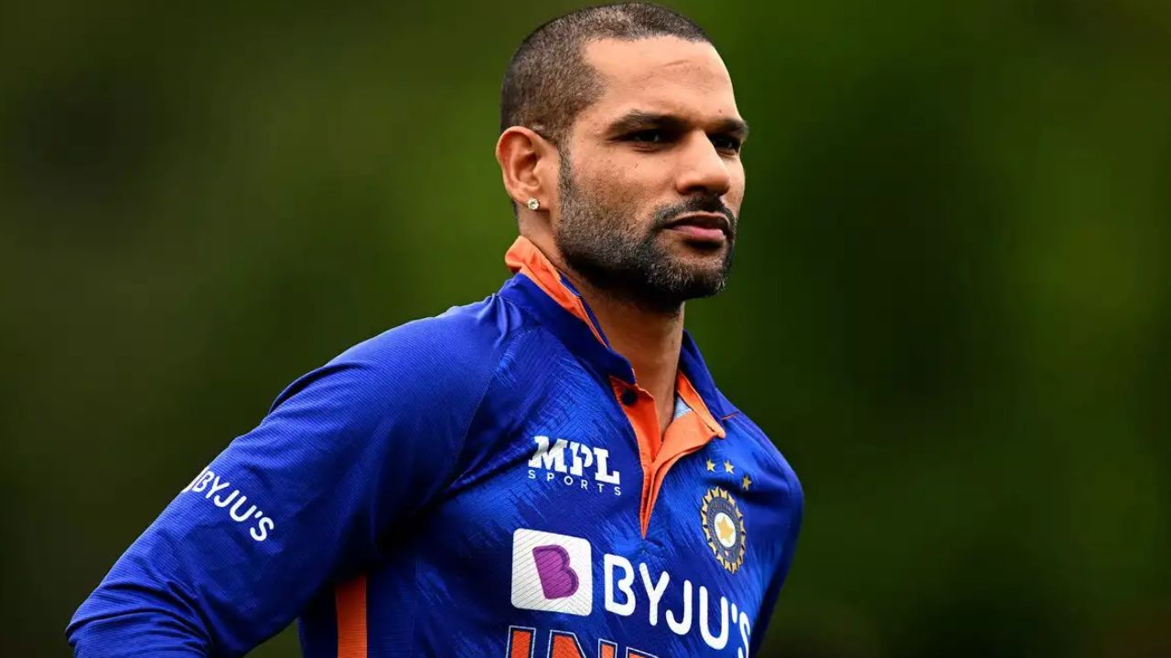 Shikhar Dhawan के साथ हुई बड़ी धोखाधड़ी, उनके ही कर्मचारियों ने लूट लिए 40 लाख रूपये 