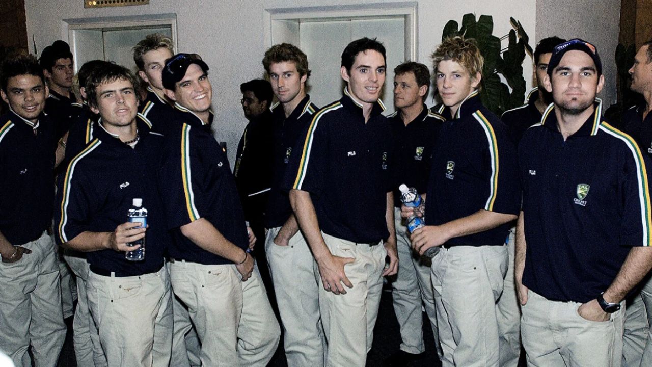  W,W,W,W,W..... विकेटों की बारिश, विरोधी टीम 22 रन में लुढ़की, Australia ने रचा अनोखा रिकॉर्ड 