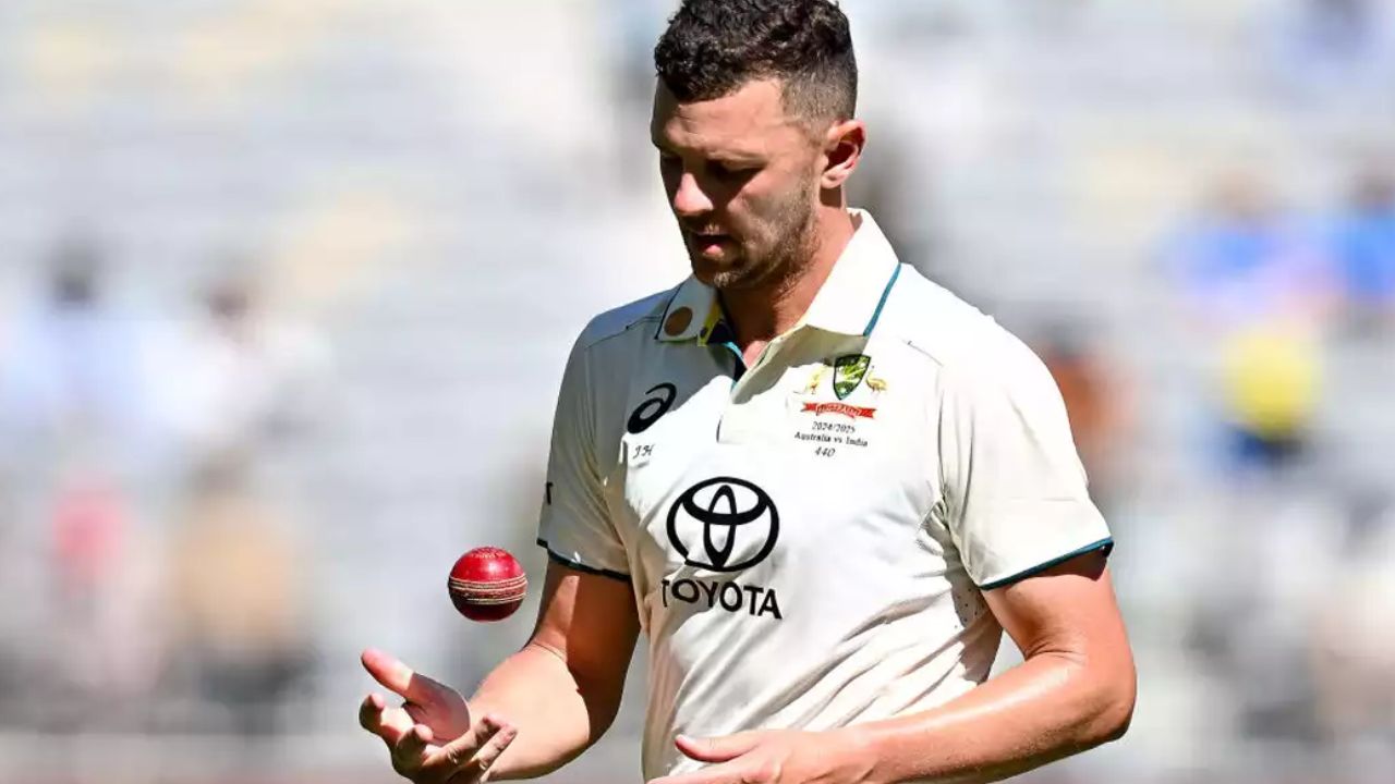 गाबा टेस्ट के दौरान ऑस्ट्रेलिया टीम पर टूटा मुसीबतों का पहाड़, स्टार खिलाड़ी की चोट हुई और गंभीर 2 गाबा टेस्ट के दौरान Australia पर टूटा मुसीबतों का पहाड़, स्टार खिलाड़ी की चोट हुई और गंभीर