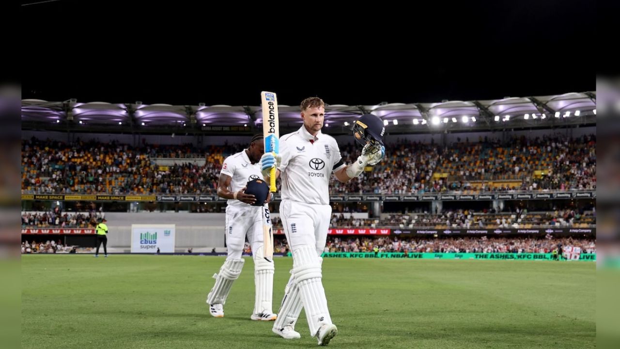 AUS vs ENG: दूसरे दिन टेस्ट में वनडे वाली पारी खेल Australia ने किया कमबैक, बना ली इतने रनों की लीड