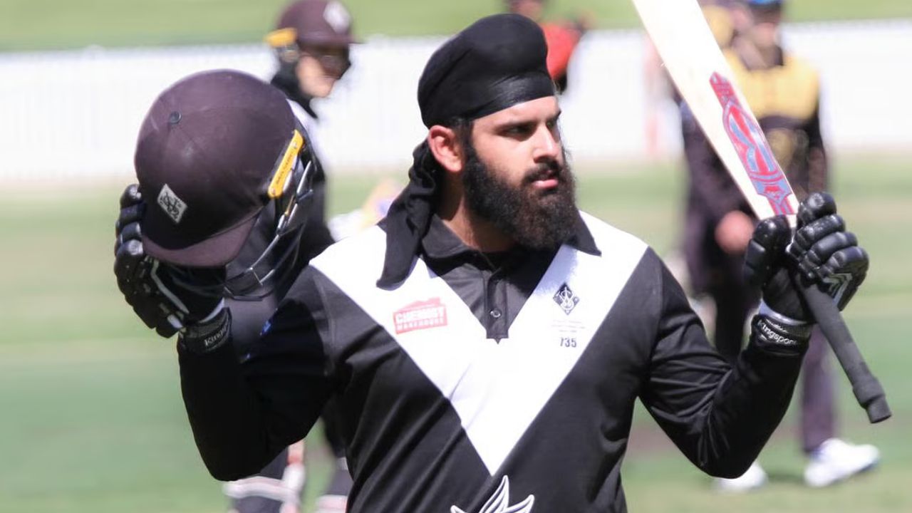 6,6,6,6,6,6.... ODI में इस बल्लेबाज ने ठोका तिहरा शतक, 141 गेंदों पर खेली 314 रन की पारी 