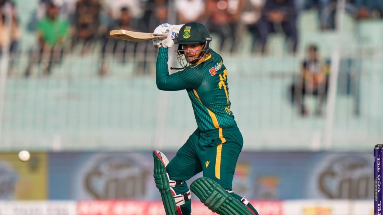 IPL 2026 के मिनी ऑक्शन को लेकर आया बड़ा अपडेट, 35 नए खिलाड़ियों की हुई एंट्री; भारत के दुश्मन प्लेयर ने भी किया रजिस्टर 2 IPL 2026 के मिनी ऑक्शन को लेकर आया बड़ा अपडेट, 35 नए खिलाड़ियों की हुई एंट्री; भारत के दुश्मन प्लेयर ने भी किया रजिस्टर