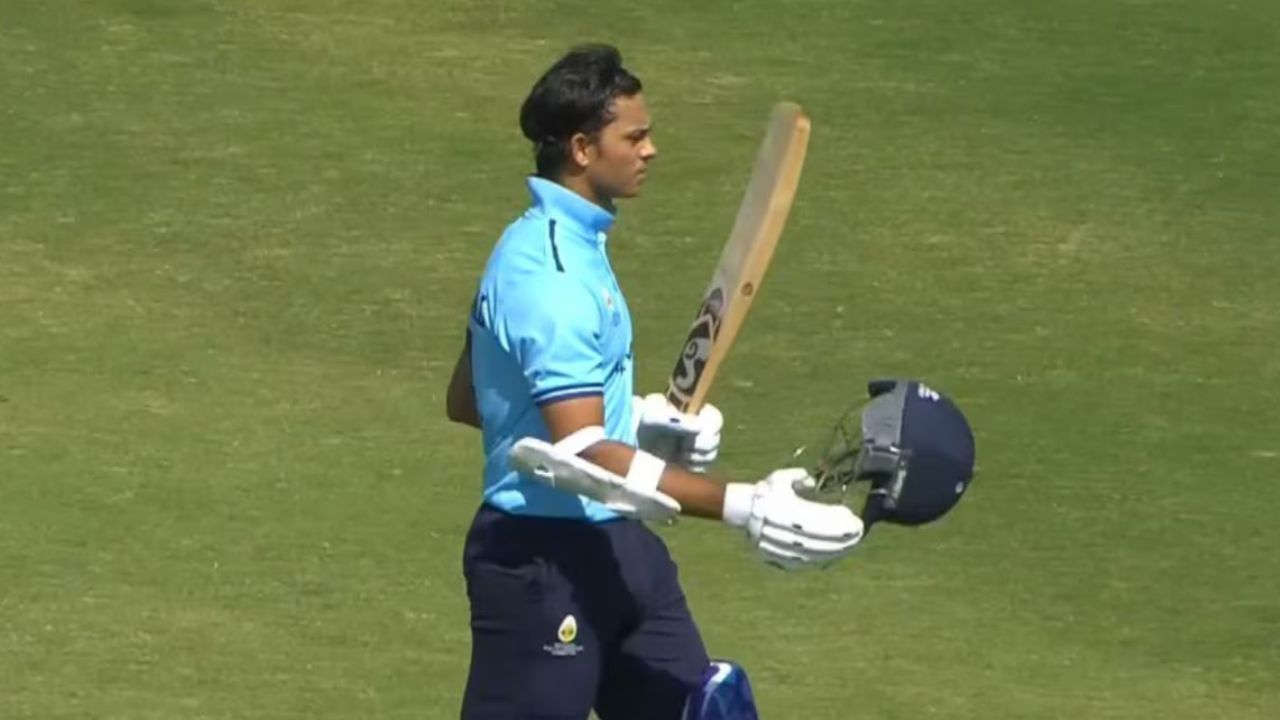 सैयद मुश्ताक ट्रॉफी में गरजा यशस्वी जायसवाल का बल्ला, 48 गेंद पर शतक ठोक मुंबई को दिलाई जीत 2 सैयद मुश्ताक ट्रॉफी में गरजा Yashasvi Jaiswal का बल्ला, 48 गेंद पर शतक ठोक मुंबई को दिलाई जीत