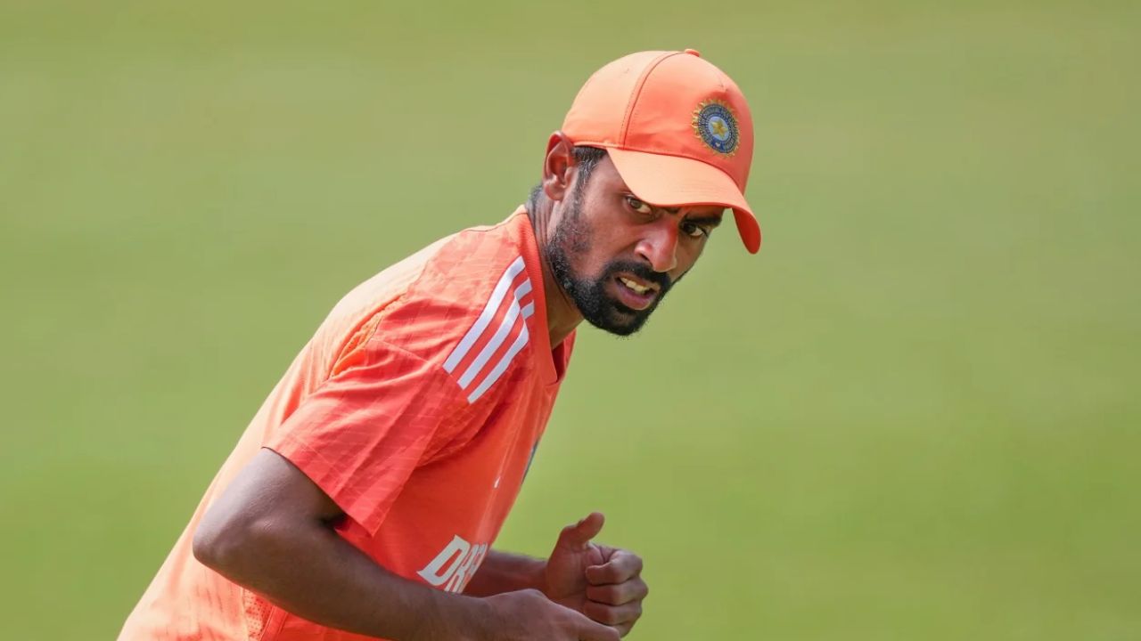 IPL ऑक्शन की लिस्ट में बड़ा बदलाव, इस कारण से टेस्ट स्पेशलिस्ट अभिमन्यु ईश्वरन की हुई एंट्री 2 IPL ऑक्शन की लिस्ट में बड़ा बदलाव, इस कारण से टेस्ट स्पेशलिस्ट अभिमन्यु ईश्वरन की हुई एंट्री