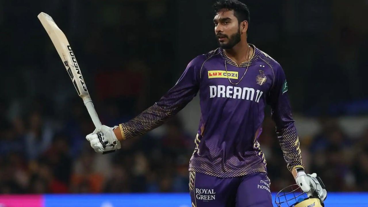 IPL 2026 Auction Live: वेंकटेश अय्यर को पहली से मिली कम रकम, सिर्फ 7 करोड़ की कीमत में इस टीम ने खरीदा 2 IPL 2026 Auction Live: Venkatesh Iyer को पहली से मिली कम रकम, सिर्फ 7 करोड़ की कीमत में इस टीम ने खरीदा