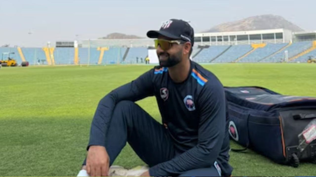 IPL 2026 Auction Live: आकिब नबी ने तोड़े नीलामी के सभी रिकॉर्ड, बेस प्राइज से करीब 30 गुना कीमत में दिल्ली कैपिटल्स ने खरीदा 2 IPL 2026 Auction Live: Auqib Nabi ने तोड़े नीलामी के सभी रिकॉर्ड, बेस प्राइज से करीब 30 गुना कीमत में दिल्ली कैपिटल्स ने खरीदा