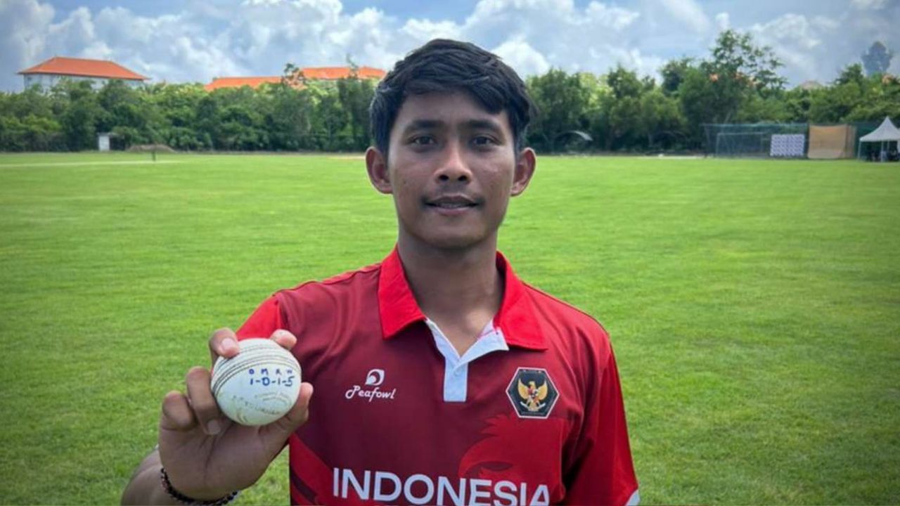 W,W,W,W,W.... इस तेज गेंदबाज ने T20I में रचा इतिहास, एक ओवर में 5 विकेट लेने का किया चमत्कार