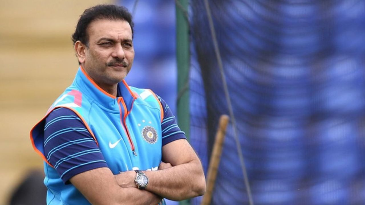 रवि शास्त्री बन सकते इंग्लैंड टीम के नए हेड कोच, ब्रेंडन मैकुलम को कर सकते हैं रिप्लेस 2 रवि शास्त्री बन सकते इंग्लैंड टीम के नए हेड कोच, ब्रेंडन मैकुलम को कर सकते हैं रिप्लेस