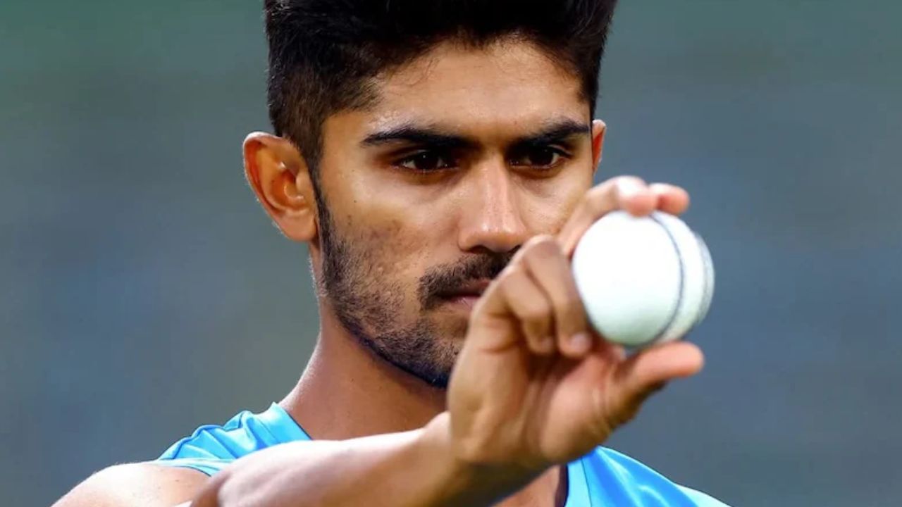 जिस खिलाड़ी को CSK ने खरीदा, उसी खिलाड़ी ने विजय हजारे ट्रॉफी में लुटा दिए 10 ओवर में 123 रन