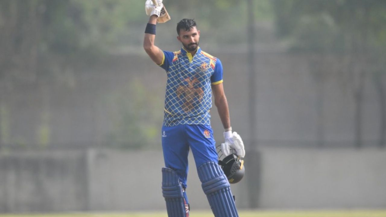 6,6,6,6,6,6.... Vijay Hazare का डॉन ब्रैडमैन बन गया हैं ये बल्लेबाज, 4 मैचों में ठोक दिए 3 शतक, New Zealand के खिलाफ अब मौका मिलना तय