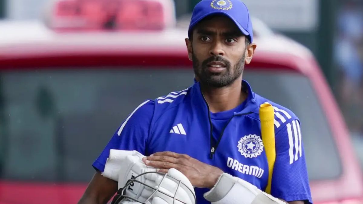 Abhimanyu Easwaran played an unbeaten inning of 130 runs in the match against Punjab on 30 November in the Syed Mushtaq Ali Trophy 2025.