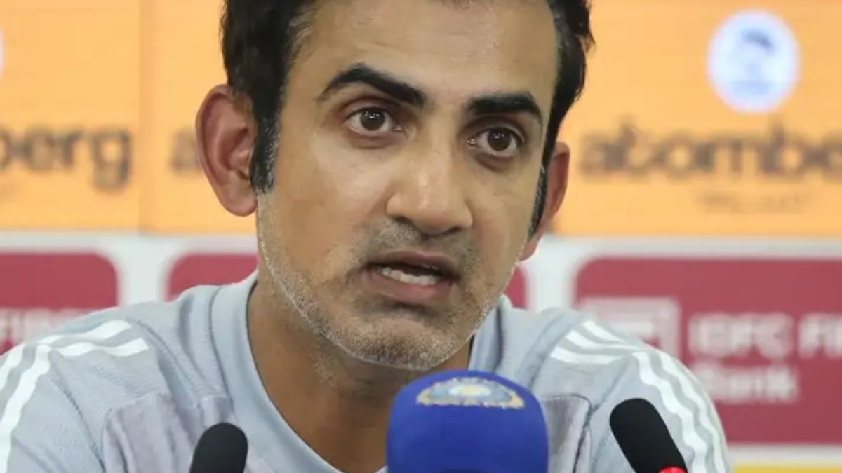 विराट-रोहित के 2027 वर्ल्ड कप में अभी भी जगह पक्की नहीं, कोच गंभीर बोले 'अभी 2 साल दूर की बात नहीं कर सकते...' 2 Gautam Gambhir does not want to give chance to Rohit-Virat