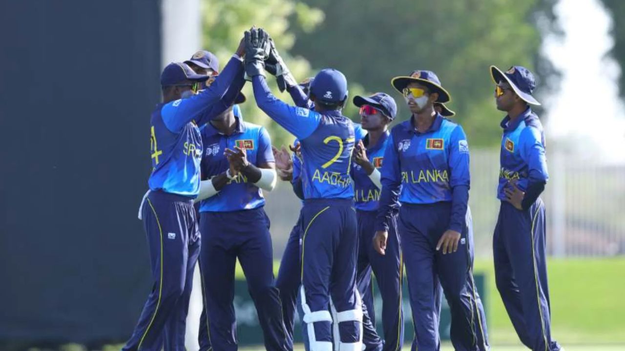 आगामी वर्ल्ड कप के लिए श्रीलंका की टीम का हुआ ऐलान, इन 15 खिलाड़ियों को दिया गया सुनहरा मौका 2 आगामी वर्ल्ड कप के लिए Sri Lanka की टीम का हुआ ऐलान, इन 15 खिलाड़ियों को दिया गया सुनहरा मौका