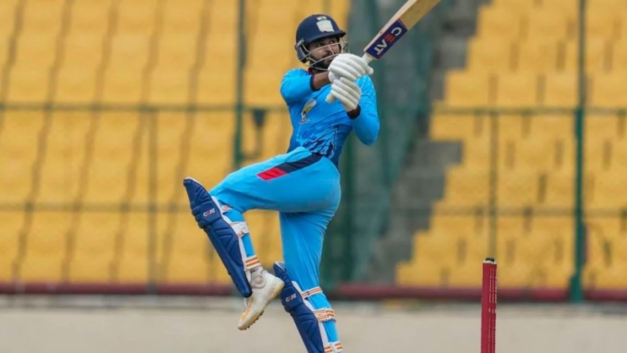 श्रेयस अय्यर की चमकी किस्मत, विजय हजारे वनडे टूर्नामेंट के लिए चुना गया कप्तान 2 Shreyas Iyer की चमकी किस्मत, विजय हजारे वनडे टूर्नामेंट के लिए चुना गया कप्तान