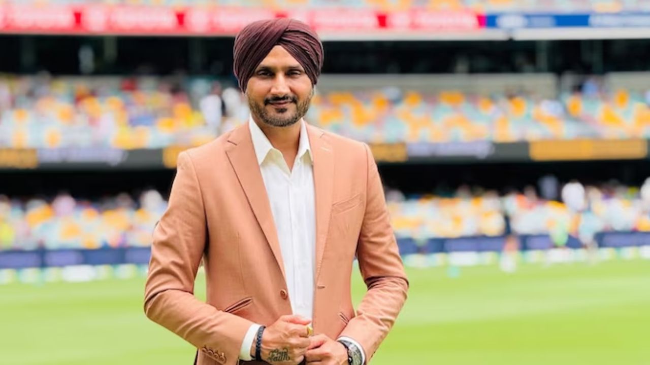 कोच गौतम गंभीर के बचाव में उतरे Harbhajan Singh, बोले - 'वो मैदान पर बल्लेबाजी करने नहीं जा सकते...'