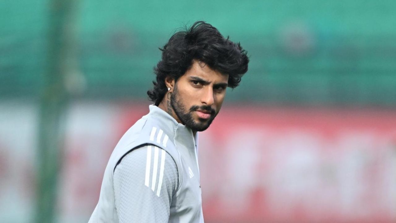 तिलक वर्मा T20 World Cup से भी हो सकते हैं बाहर, गिल-जायसवाल नहीं बल्कि ये खिलाड़ी कर सकता उन्हें रिप्लेस