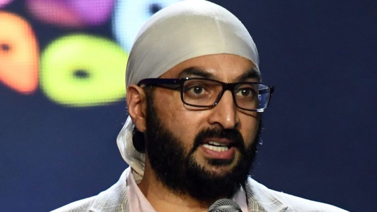 43 साल की उम्र में इस बूढ़े Cricketer को फूटी जवानी, भारतीय रीति-रिवाजों के अनुसार रचाई शादी