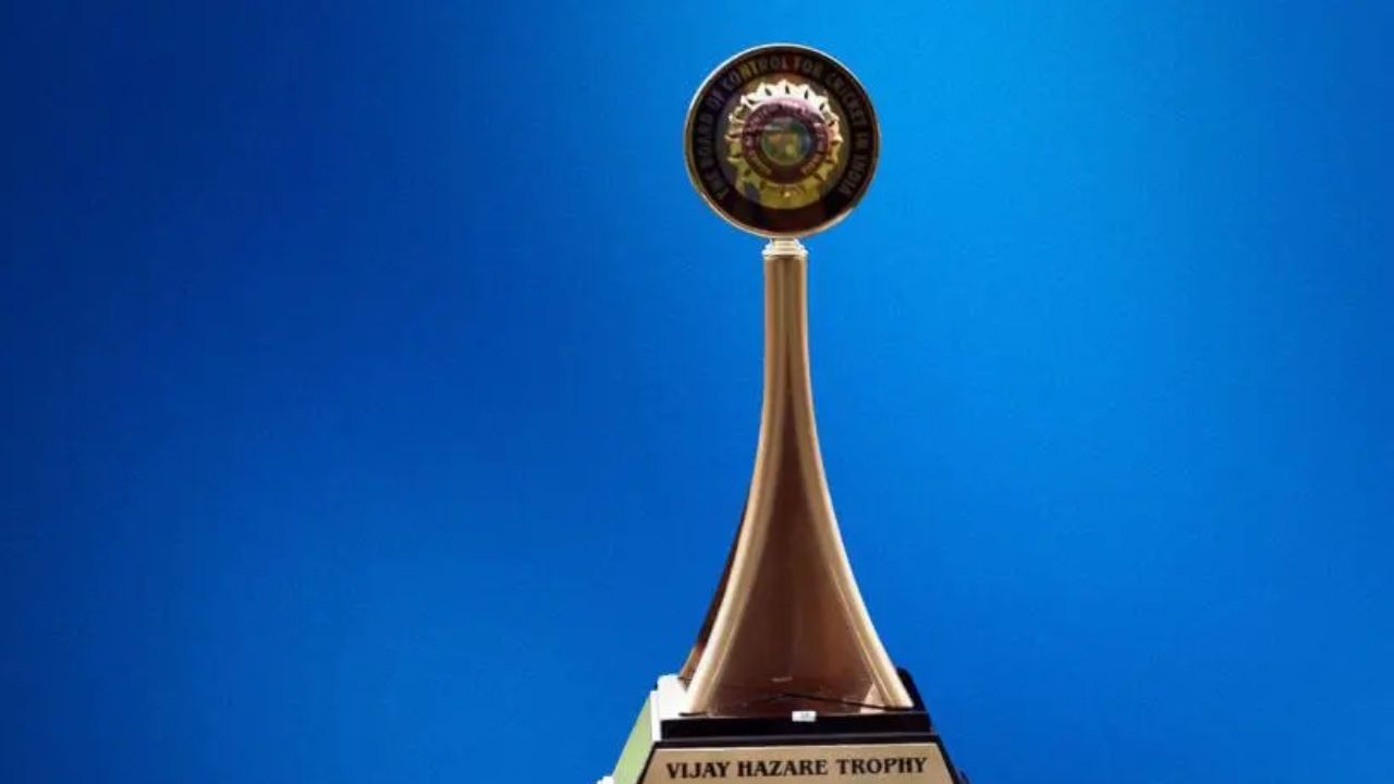 कब, कहाँ और कैसे देखें Vijay Hazare Trophy 2025-26 का फाइनल? जानें किस चैनल पर होगा लाइव प्रसारण
