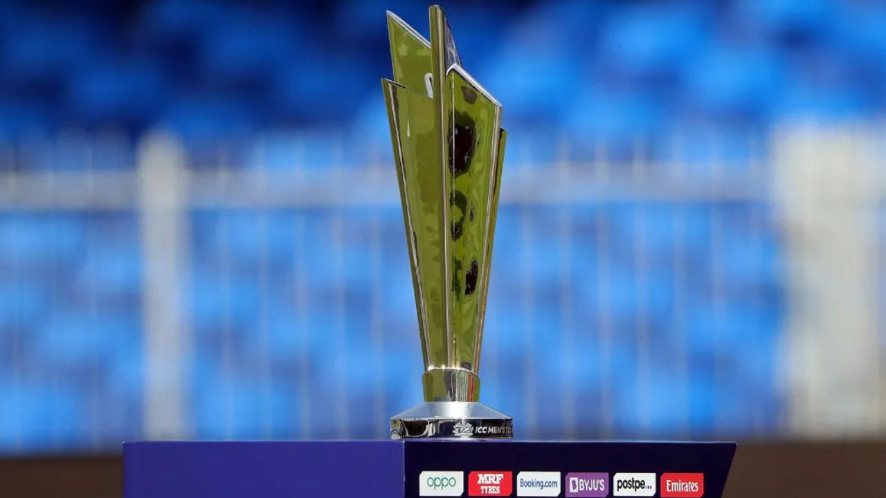 टीम पर बढ़ी मुसीबत, 1-2 नहीं पूरे 4 खिलाड़ी चोट के चलते T20 World Cup 2026 से हुए बाहर 2 टीम पर बढ़ी मुसीबत, 1-2 नहीं पूरे 4 खिलाड़ी चोट के चलते T20 World Cup 2026 से हुए बाहर