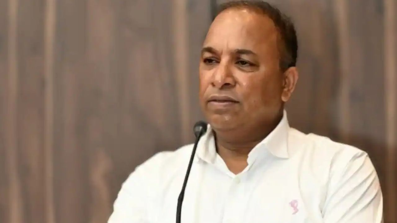 BCCI ने की रोहित-विराट की जेब ढीली, अब 7 करोड़ नहीं, दोनों दिग्गजों को मिलेंगे सिर्फ इतने रूपये