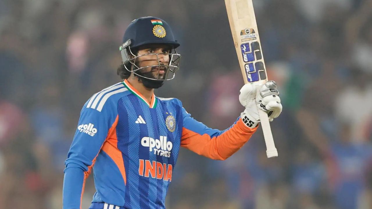 टी20 टीम से श्रेयस अय्यर बाहर, फिट हुए Tilak Varma, इस दिन होगी स्क्वाड में एंट्री 