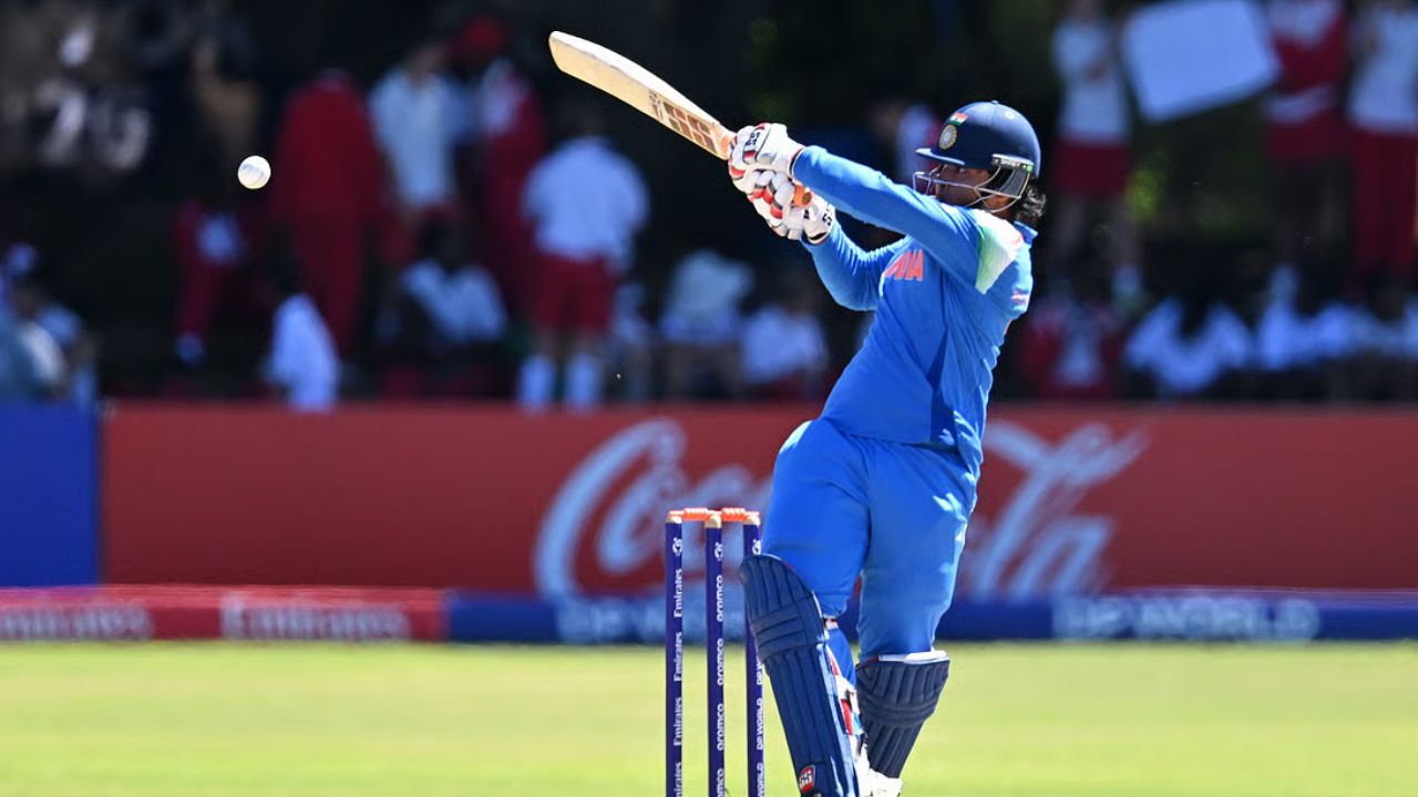 6,6,6,6,4,4,4,4,4.... 24 बॉल पर विस्फोटक अर्धशतक, Vaibhav Suryavanshi का अंडर-19 वर्ल्ड कप में प्रचंड फॉर्म जारी