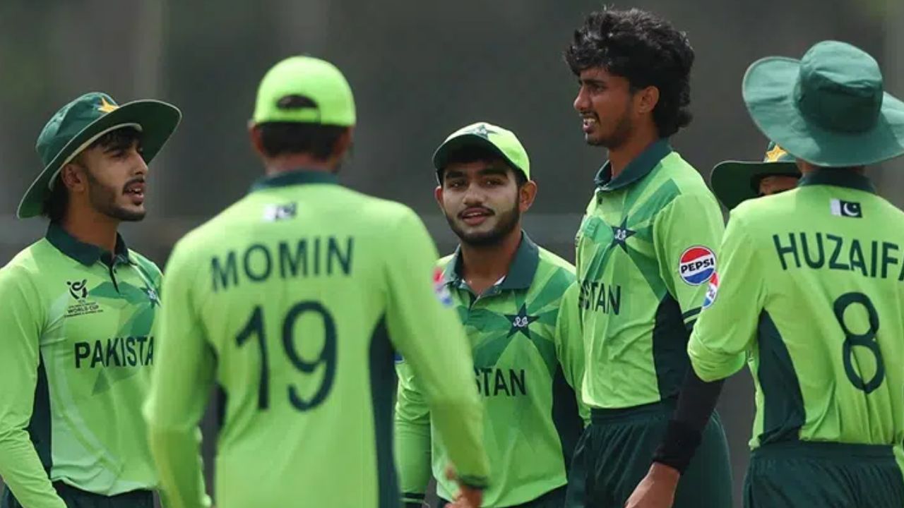 भारत-Pakistan मैच से पहले टीम को लगा बड़ा झटका, स्टार खिलाड़ी चोट के चलते हुआ बाहर 