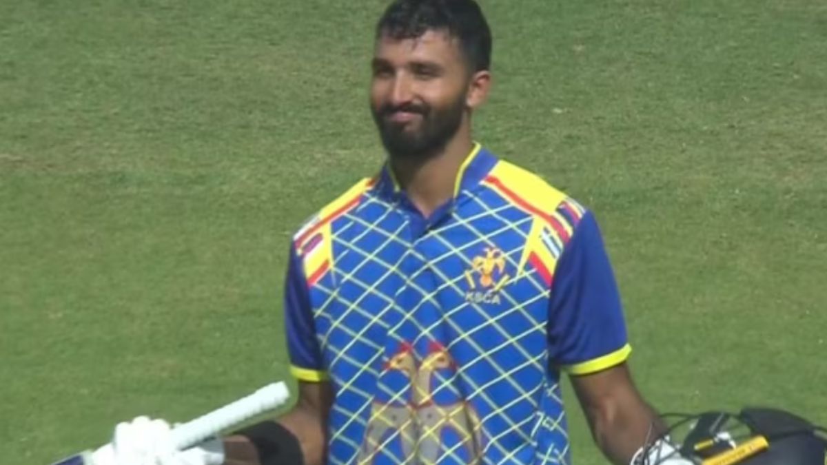 विजय हजारे में थमने का नाम नहीं ले रहा इस खिलाड़ी का बल्ला, पिछली 5 पारियों में ठोक दिया चौथा शतक 2 Devdutt Padikkal is creating a sensation in the Vijay Hazare Trophy.