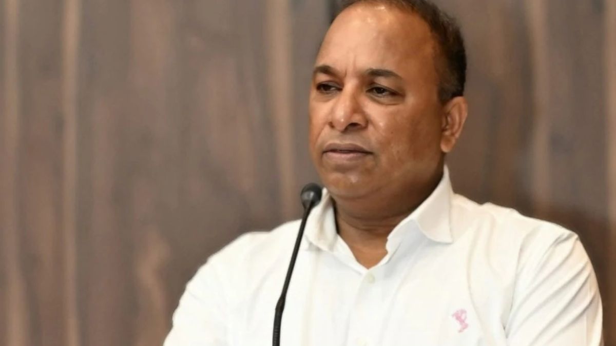 Devajit Saikia on Virat Kohli