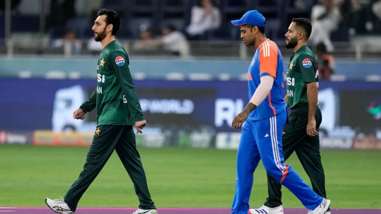 PAK ने IND के खिलाफ खेलने से किया इनकार, तो जानें अब ICC नियमों में किसे मिलेगी जीत? कैसे बटेंगे पॉइंट्स