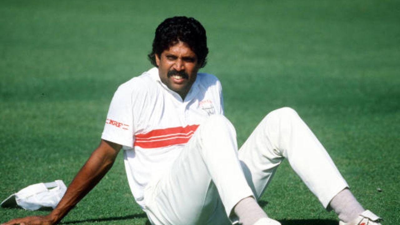 कपिल देव vs इमरान खान आंकड़ों की तुलना, STATS से समझें कौन था विश्व क्रिकेट का ज्यादा खतरनाक ऑलराउंडर 2 Kapil Dev vs इमरान खान आंकड़ों की तुलना, STATS से समझें कौन था विश्व क्रिकेट का ज्यादा खतरनाक ऑलराउंडर