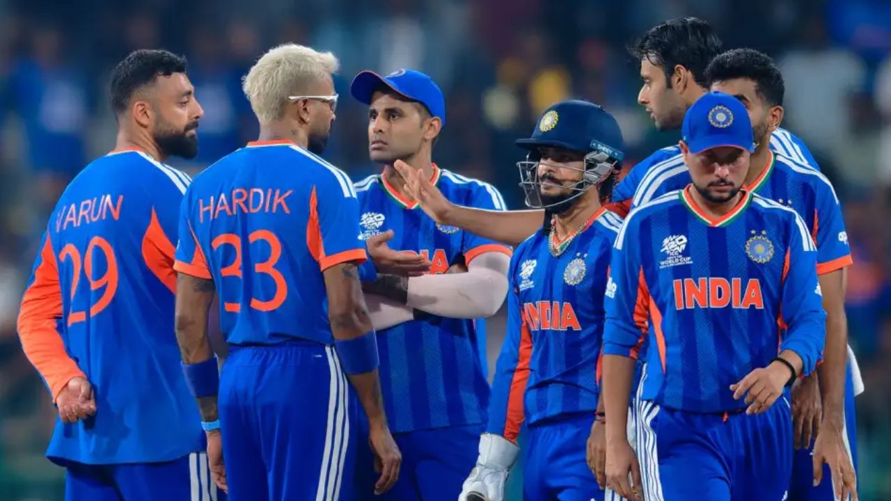 IND vs NED: अर्शदीप की फिर से एंट्री, कुलदीप बाहर, कुछ ऐसी नीदरलैंड के खिलाफ भारत की मजबूत प्लेइंग 11 2 IND vs NED: अर्शदीप की फिर से एंट्री, कुलदीप बाहर, कुछ ऐसी नीदरलैंड के खिलाफ India की मजबूत प्लेइंग 11