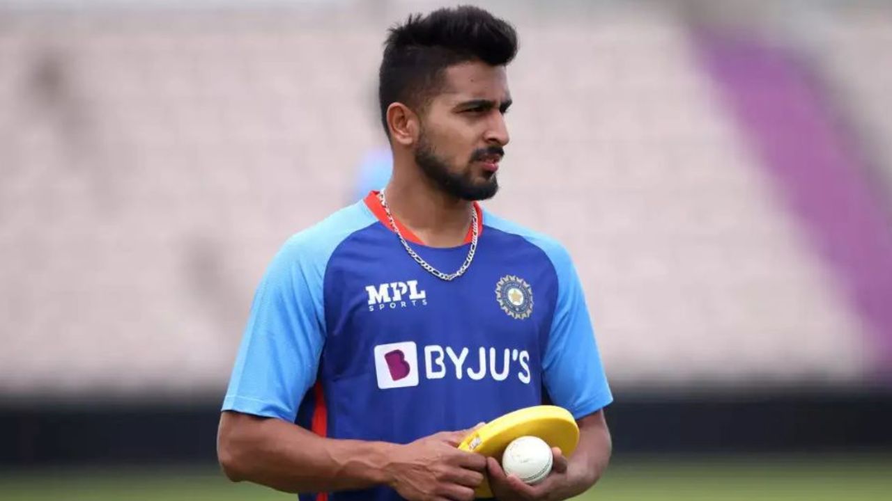 2 ओवर 59 रन खर्च कर बैठा Team India का ये खिलाड़ी, शर्मनाक STATS के तोड़ डाले सभी रिकॉर्ड्स 