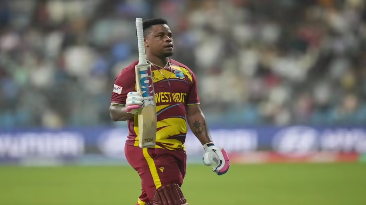 गेल या रोहित नहीं 29 साल का ये बल्लेबाज है असली सिक्सर किंग, T20 World Cup हिस्ट्री में लगाए सबसे ज्यादा छक्के 2 गेल या रोहित नहीं 29 साल का ये बल्लेबाज है असली सिक्सर किंग, T20 World Cup हिस्ट्री में लगाए सबसे ज्यादा छक्के