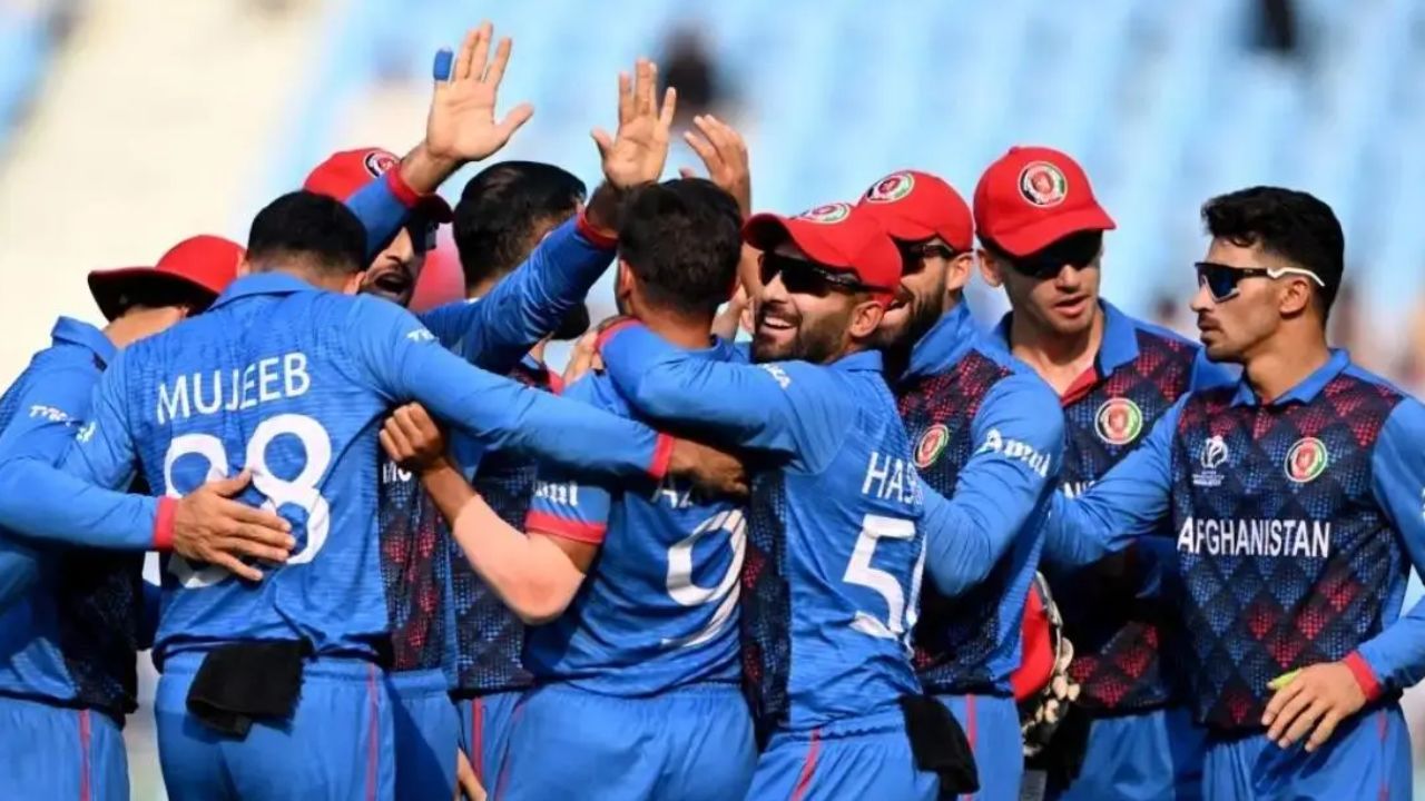 आईपीएल के बाद इंग्लैंड नहीं इस छोटी टीम से भिड़ेगा भारत, टी20 वर्ल्ड कप के बीच बोर्ड ने जारी किया शेड्यूल 2 आईपीएल के बाद इंग्लैंड नहीं इस छोटी टीम से भिड़ेगा India, टी20 वर्ल्ड कप के बीच बोर्ड ने जारी किया शेड्यूल