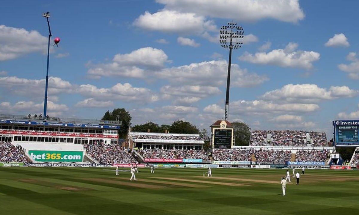 5 गेंद, 5 विकेट! इस Bowler की घातक गेंदबाजी से मचा हड़कंप, पलट दिया पूरा मैच