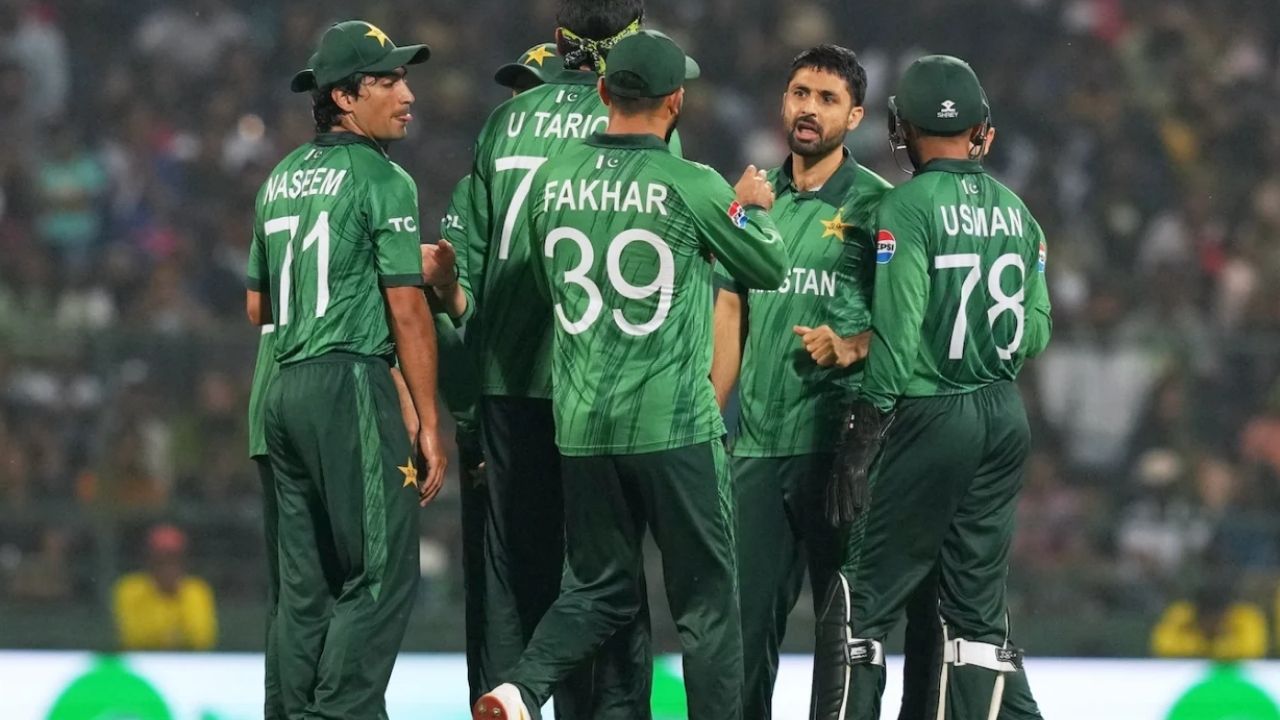 शर्मसार हुआ Pakistan! श्रीलंका के होटल में महिला स्टाफ से बदसलूकी, खिलाड़ी पर बोर्ड ने लगाया जुर्माना