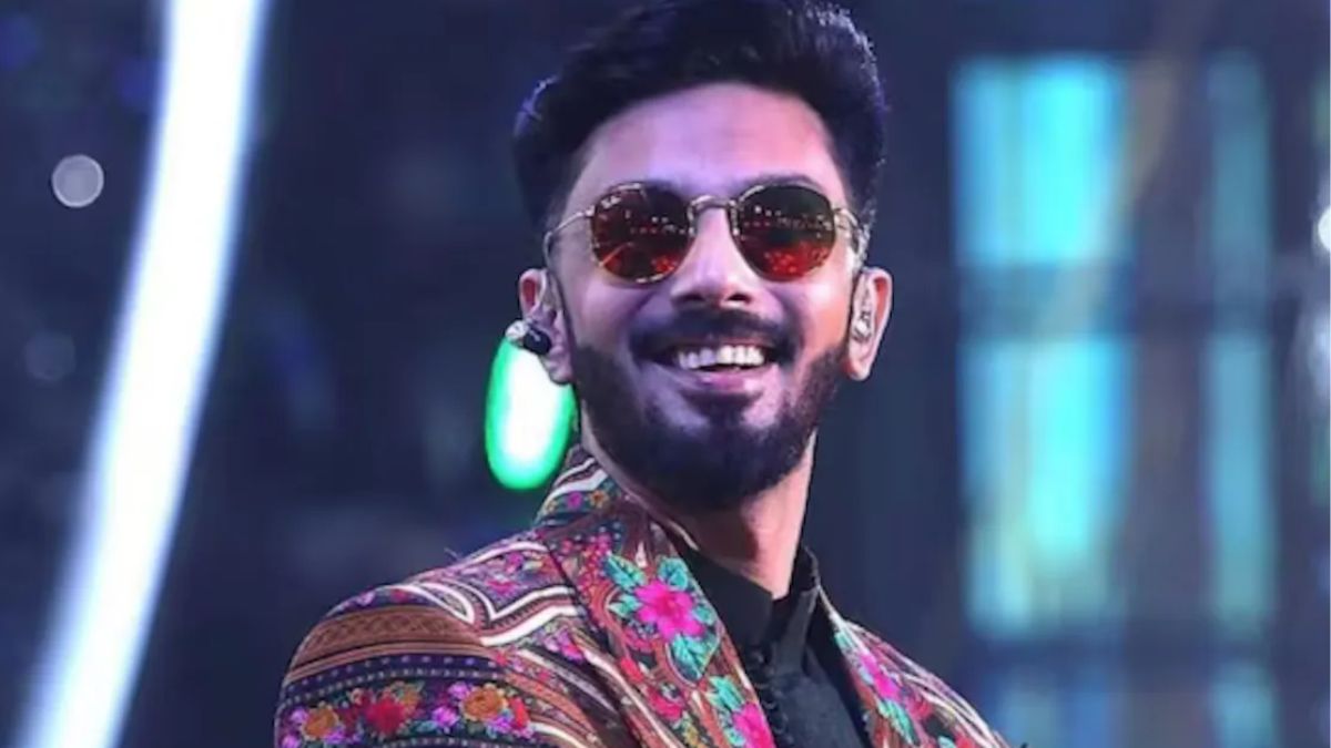 किसके लिए धड़कता हैं SRH की मालकिन काव्या मारन का दिल? जानें कौन इनका बॉयफ्रेंड 2 Anirudh Ravichander is a renowned Indian film composer and singer, who primarily works in Tamil and Telugu cinema.