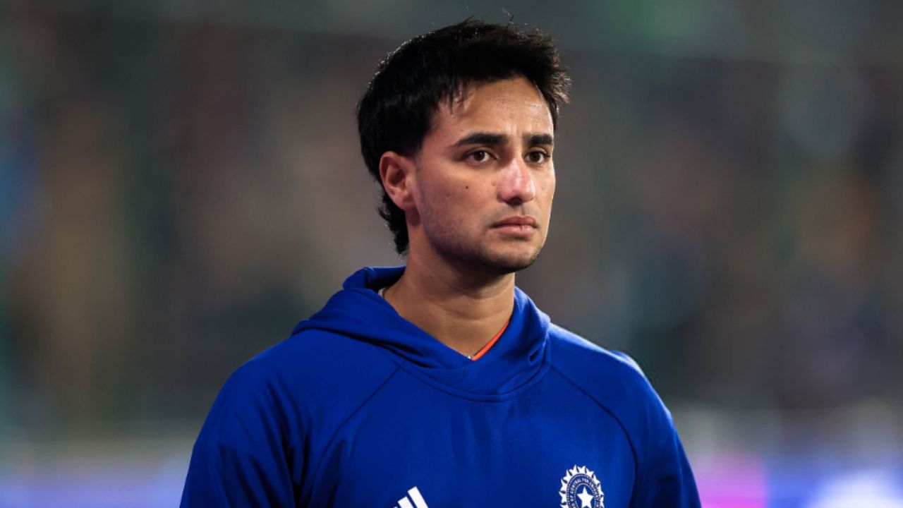 गांगुली ने कर डाली अभिषेक शर्मा और सहवाग 2 धाकड़ ओपनर्स की तुलना, जानें किसे बताया बेस्ट? 2 गांगुली ने कर डाली Abhishek Sharma और सहवाग 2 धाकड़ ओपनर्स की तुलना, जानें किसे बताया बेस्ट?