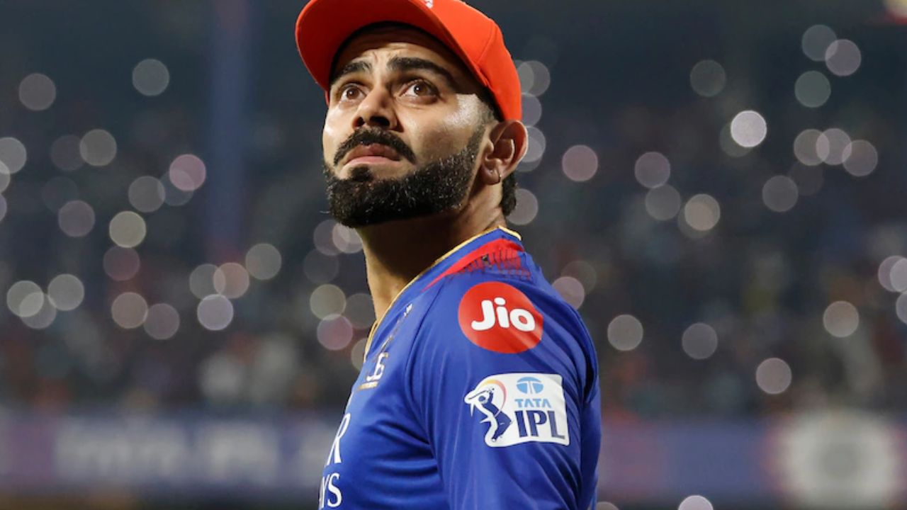 Aakash Chopra ने विराट कोहली को बताया सबसे नीचे, आईपीएल रैंकिंग में रोहित-धोनी को दी टॉप जगह 