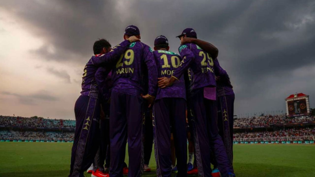 Injuries ने मचाई तबाही! KKR के 3, CSK-DC-SRH के 2-2 और PBKS-RCB-RR के 1-1 खिलाड़ी बाहर 2 Injuries ने मचाई तबाही! KKR के 3, CSK-DC-SRH के 2-2 और PBKS-RCB-RR के 1-1 खिलाड़ी बाहर