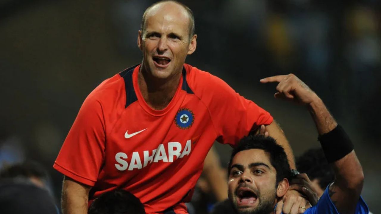 "अरे उसने कुछ नहीं किया...." Team India को वर्ल्ड कप जिताने वाले कोच के खिलाफ वीरेंद्र सहवाग ने उगला जहर