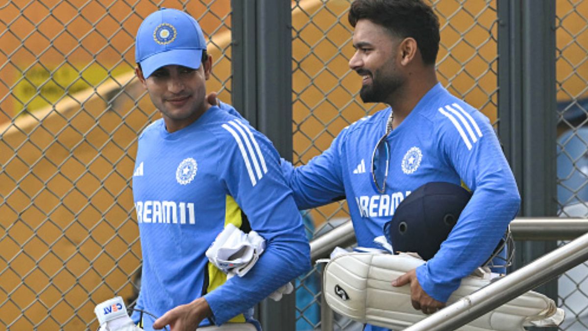 भारत-ऑस्ट्रेलिया टेस्ट सीरीज का ऐलान, टीम इंडिया के कप्तान-उपकप्तान के नाम भी आए सामने 2 Shubman Gill and Rishabh Pant are set to take on the responsibility of leading Team India in the five-match Test series against Australia.