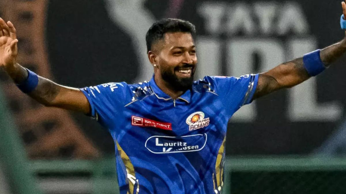 Hardik Pandya is proving to be lucky for other captains.
