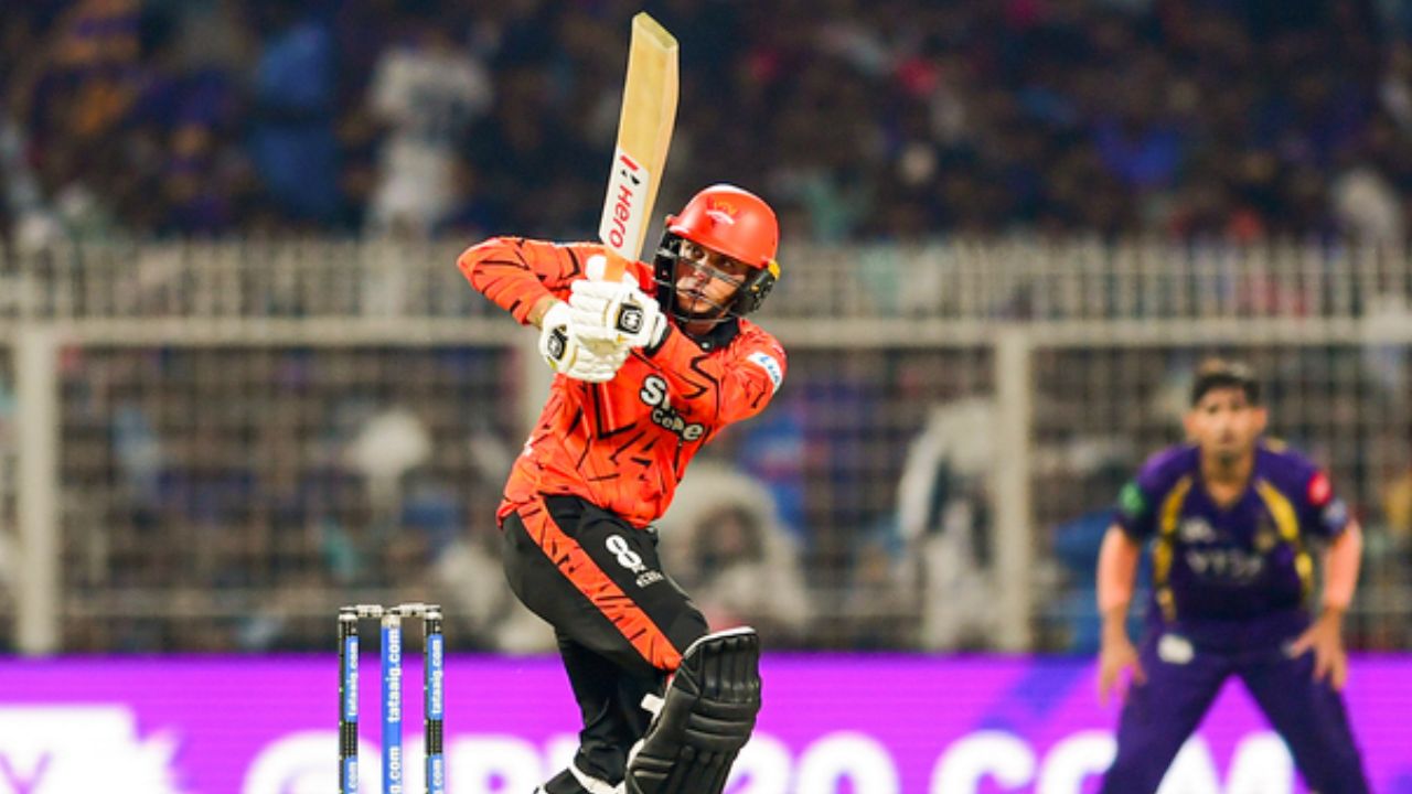 Abhishek Sharma को BCCI ने किया दंडित, जानें क्या है पूरा मामला! किस बात की मिली सजा?