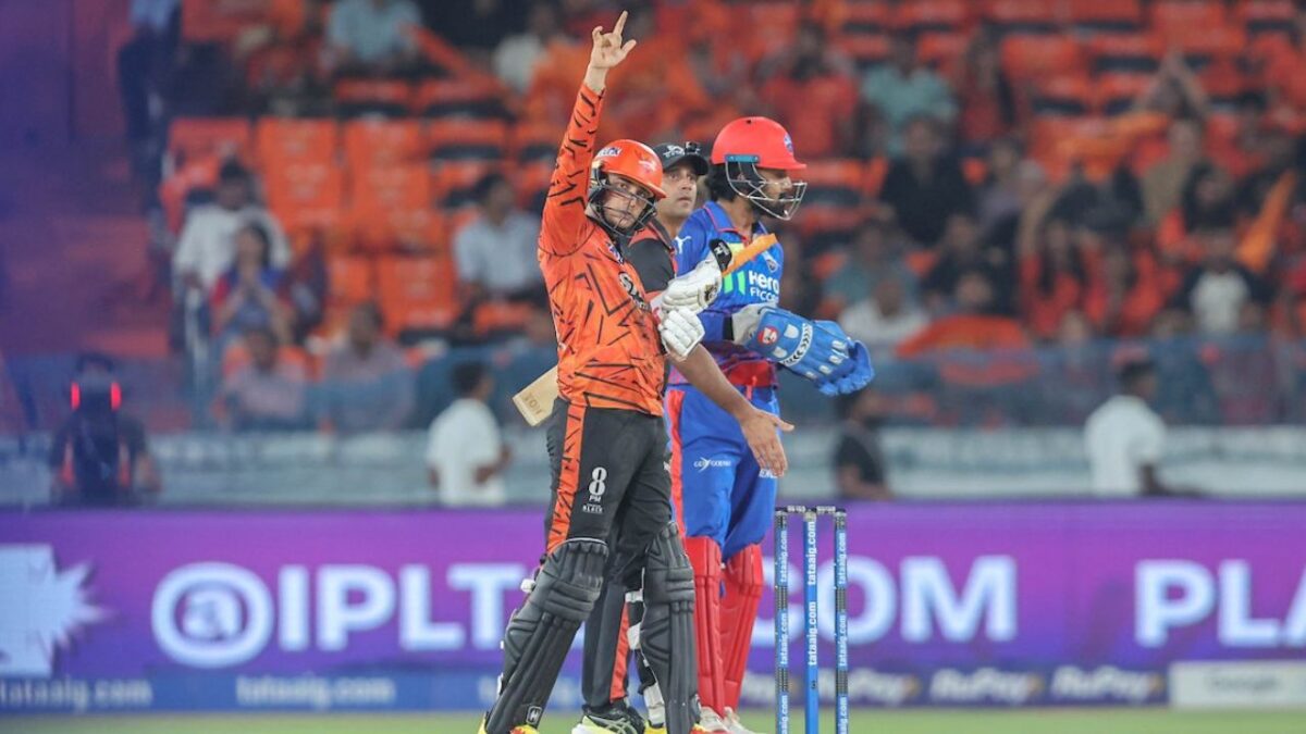 SRH vs DC: केएल राहुल की चूक का Abhishek Sharma ने उठाया फायदा, 47 गेंदों में ठोका शतक; दिल्ली को चुकानी पड़ी कीमत