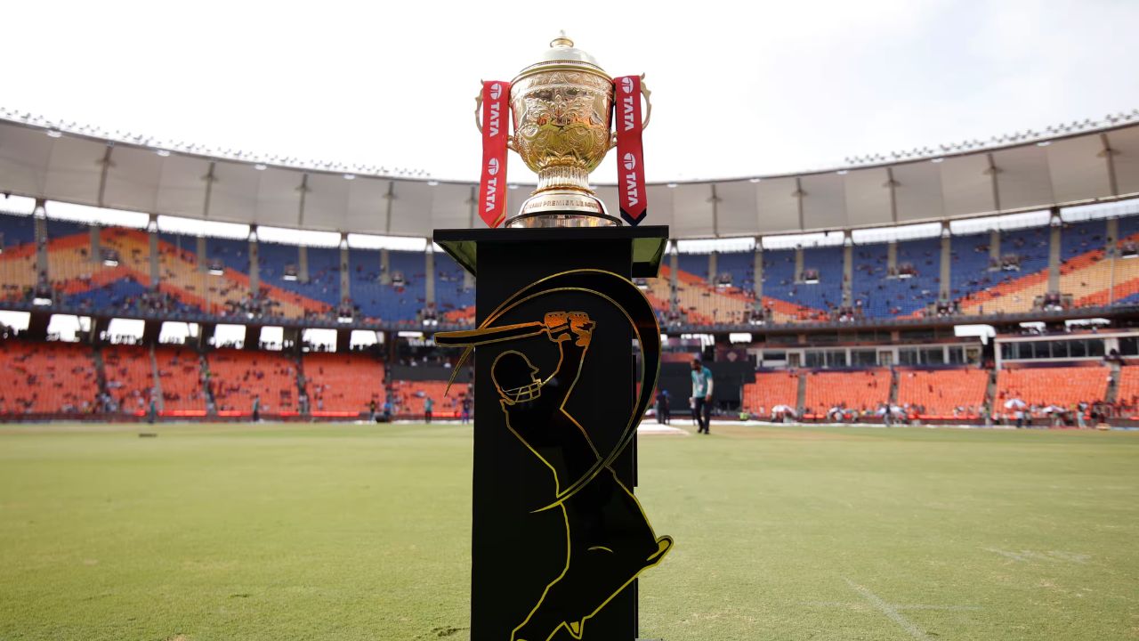 IPL में ‘Loan Rule’ क्या होता है? कब मिलती है दूसरी टीम में खेलने की इजाजत, आसान भाषा में समझें